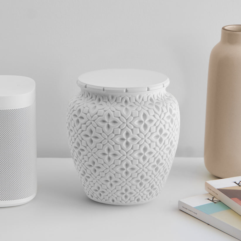 Azule Urn in White