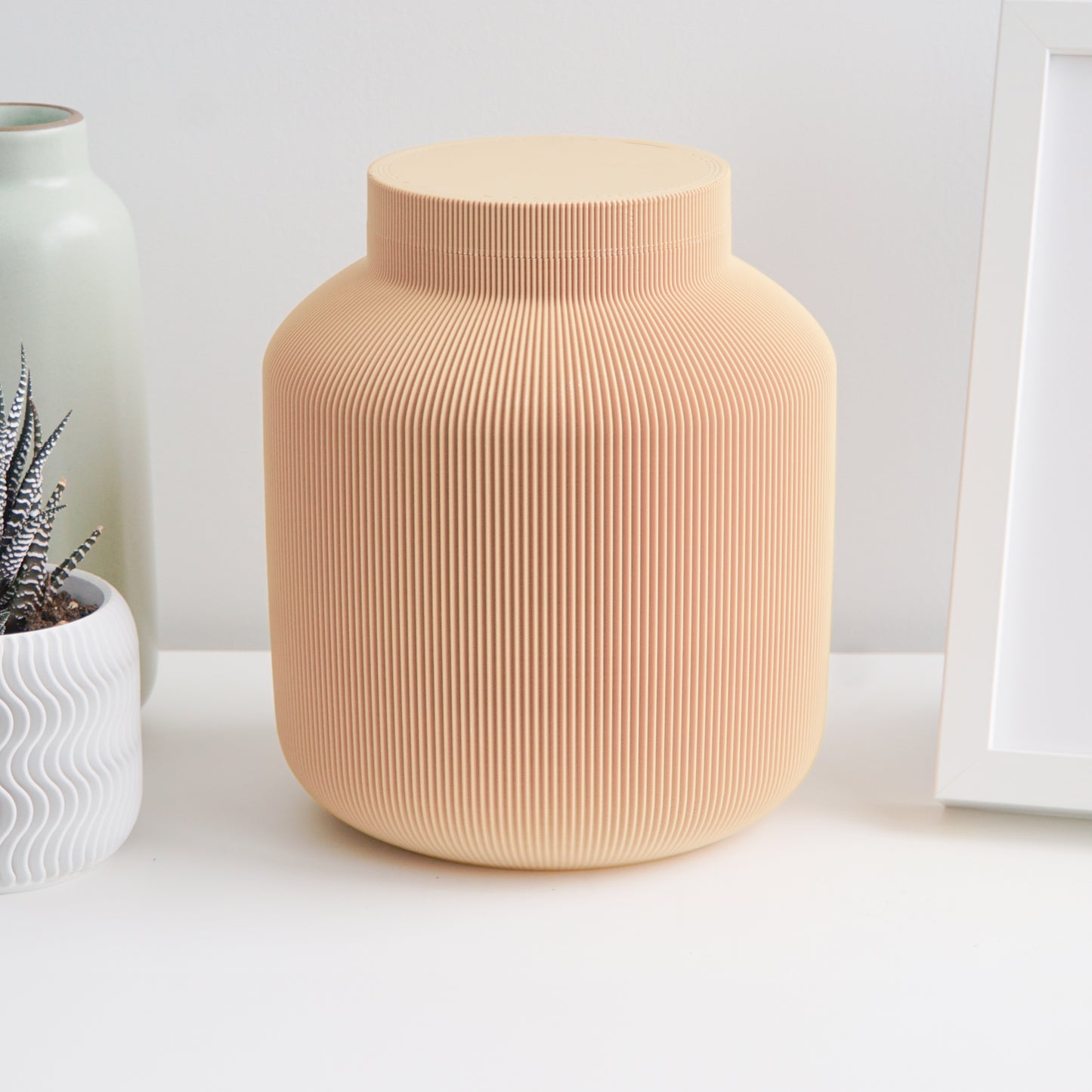 Willow Urn