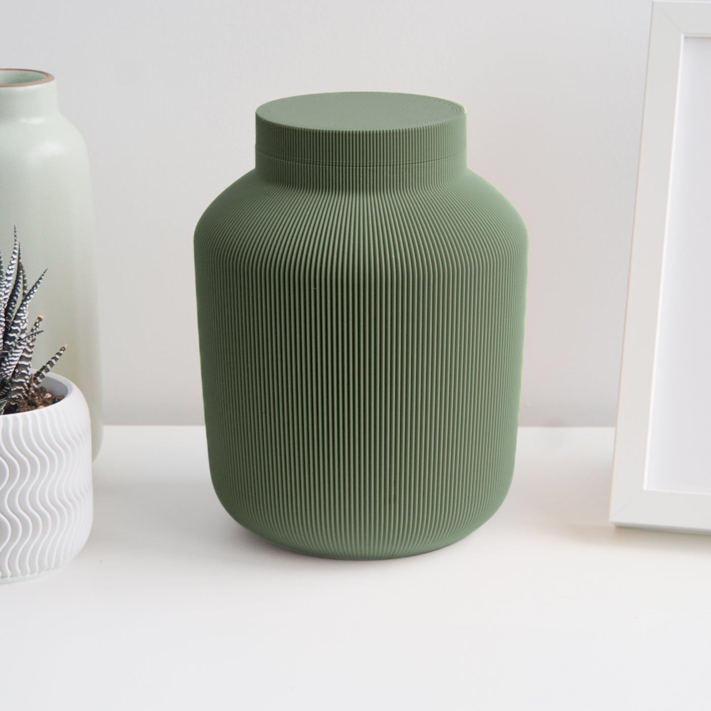 Willow Urn