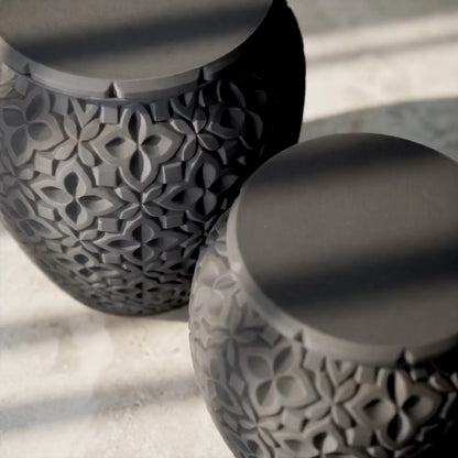 Azule Urn